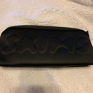 Skims Pouch